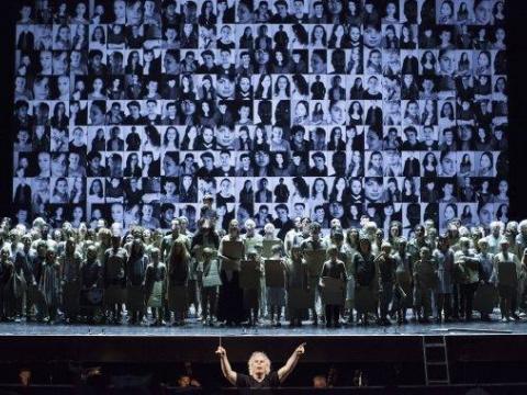 Finale of Le Monstre du Labyrinthe 