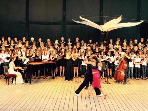 Dancers from Opera Junior Misa Tango concert 