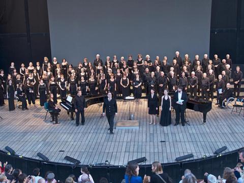 Misa Tango with Choeur Symphonique and Opera Junior ending