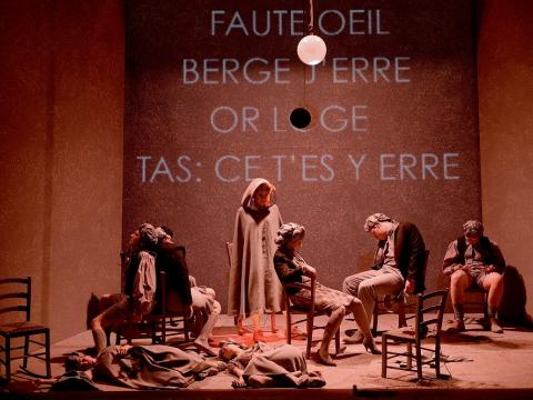 Scene du feu Opera Orchestre National de Montpellier